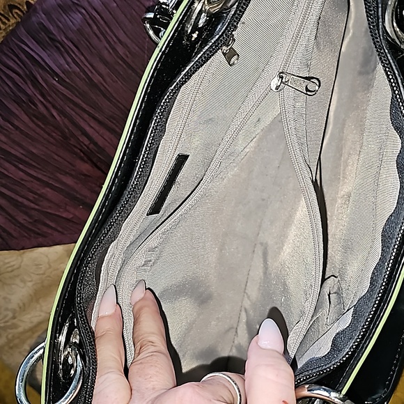 💚 Beijo "Uptown" Tote/Satchel - Picture 10 of 13